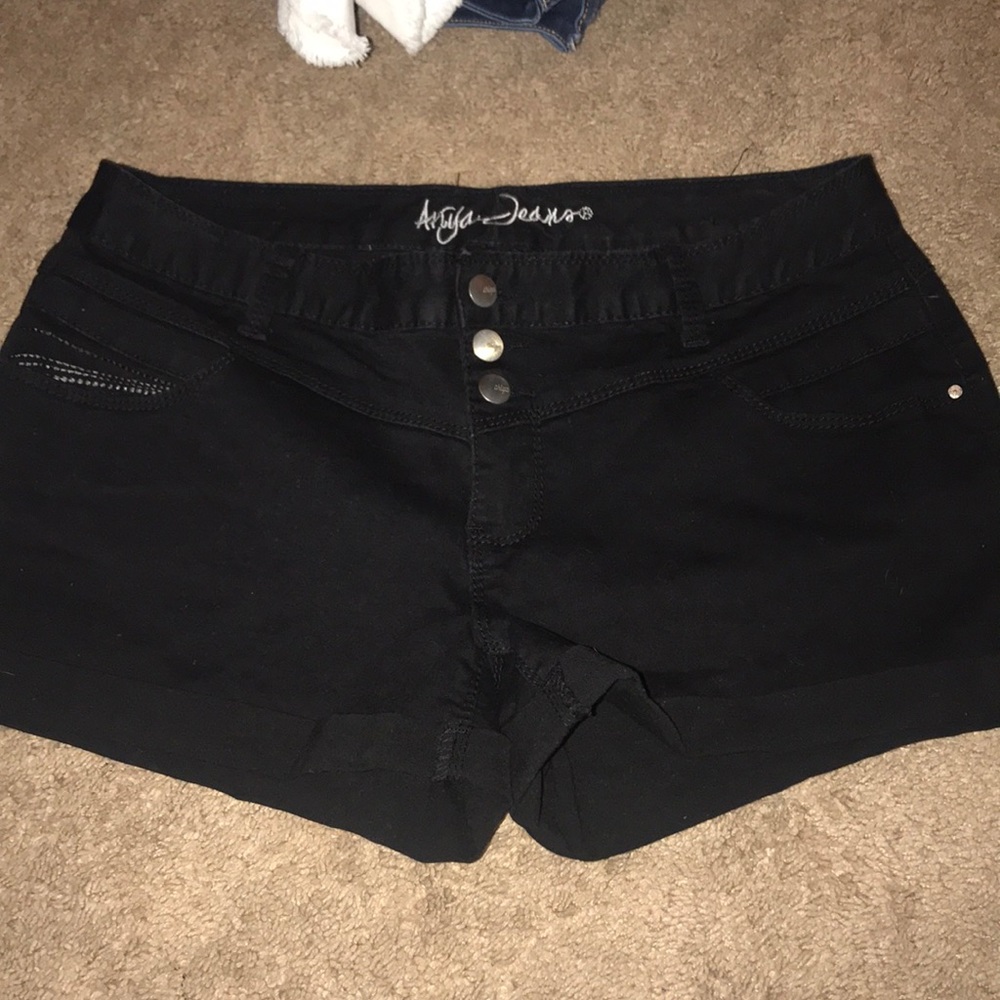 high waisted jean shorts